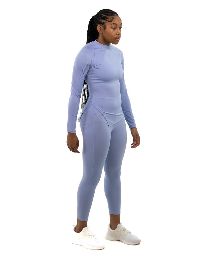 Women’s Fitted Runner Shirt - Light Blue Gray